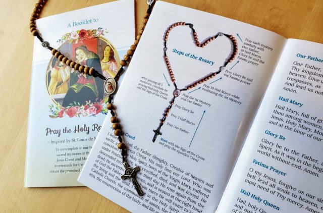 Rosary Booklet - Steps to Pray the Rosary